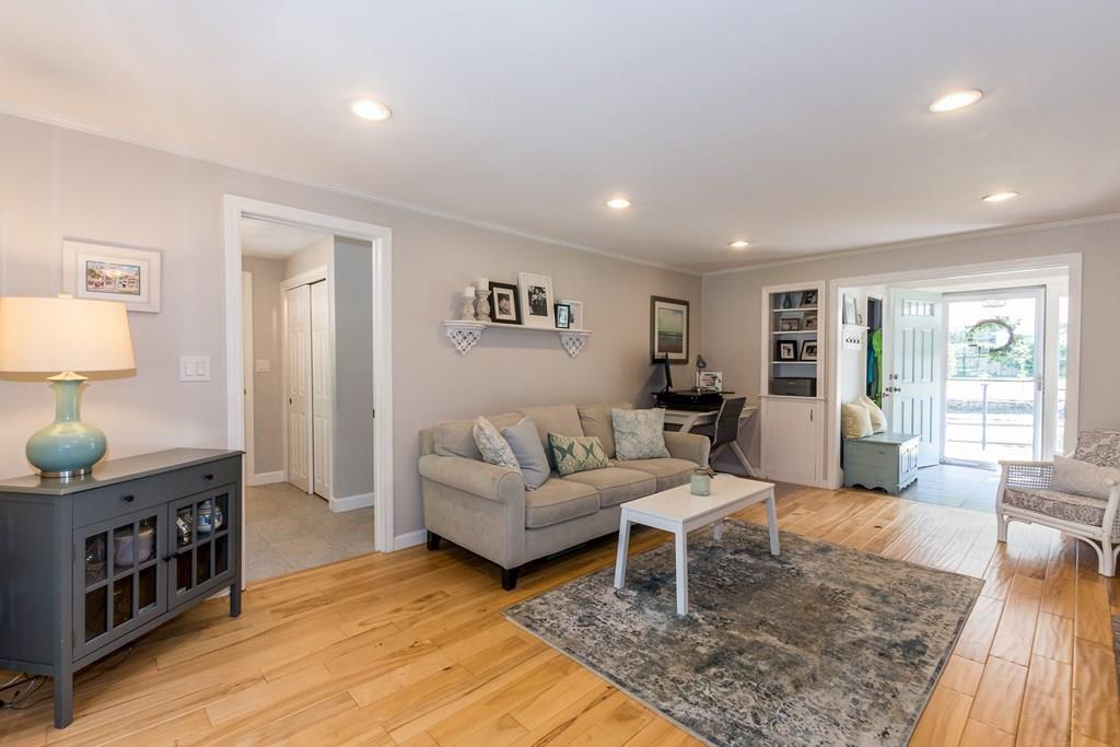 11 Chute Road Dedham, MA 02026 - Photo 6 of 42 Gallery Image 6
