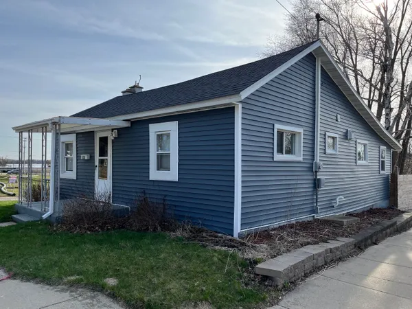 $235,000 | 136 North Jefferson Street, Whitewater, WI 53190