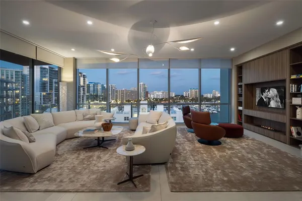 $20,000 | 111 Golden Gate Point, Unit 702, Sarasota, FL 34236
