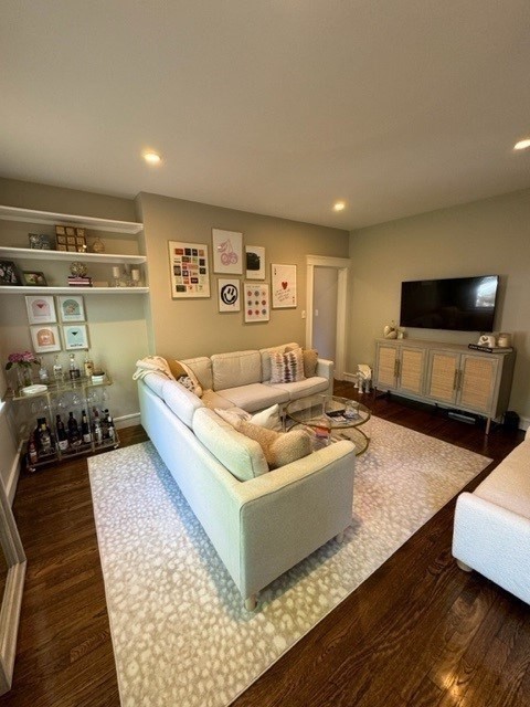 64 Queensberry Street, Unit 201 Boston, MA 02215 - Photo 2 of 10