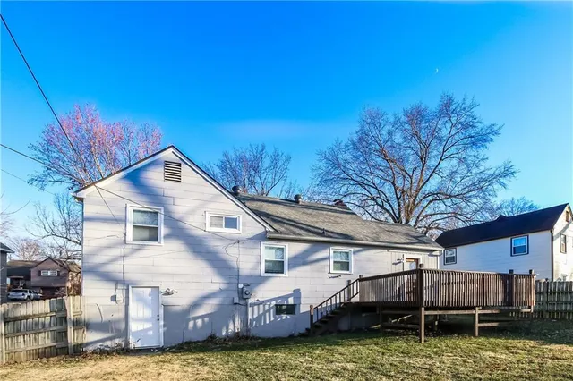 $1,605 | 2624 South Evanston Avenue, Independence, MO 64052