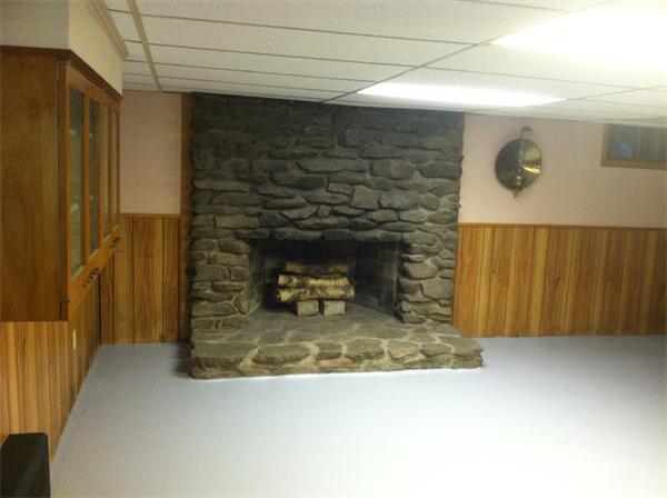 37 Carter Road Worcester, MA 01609 - Photo 17 of 30 Gallery Image 17
