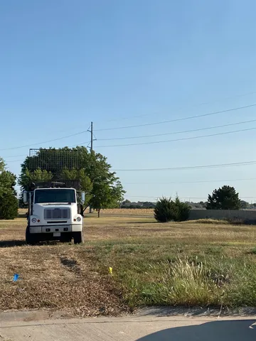 $15,000 | 612 Goldspike Court, Newton, KS 67114