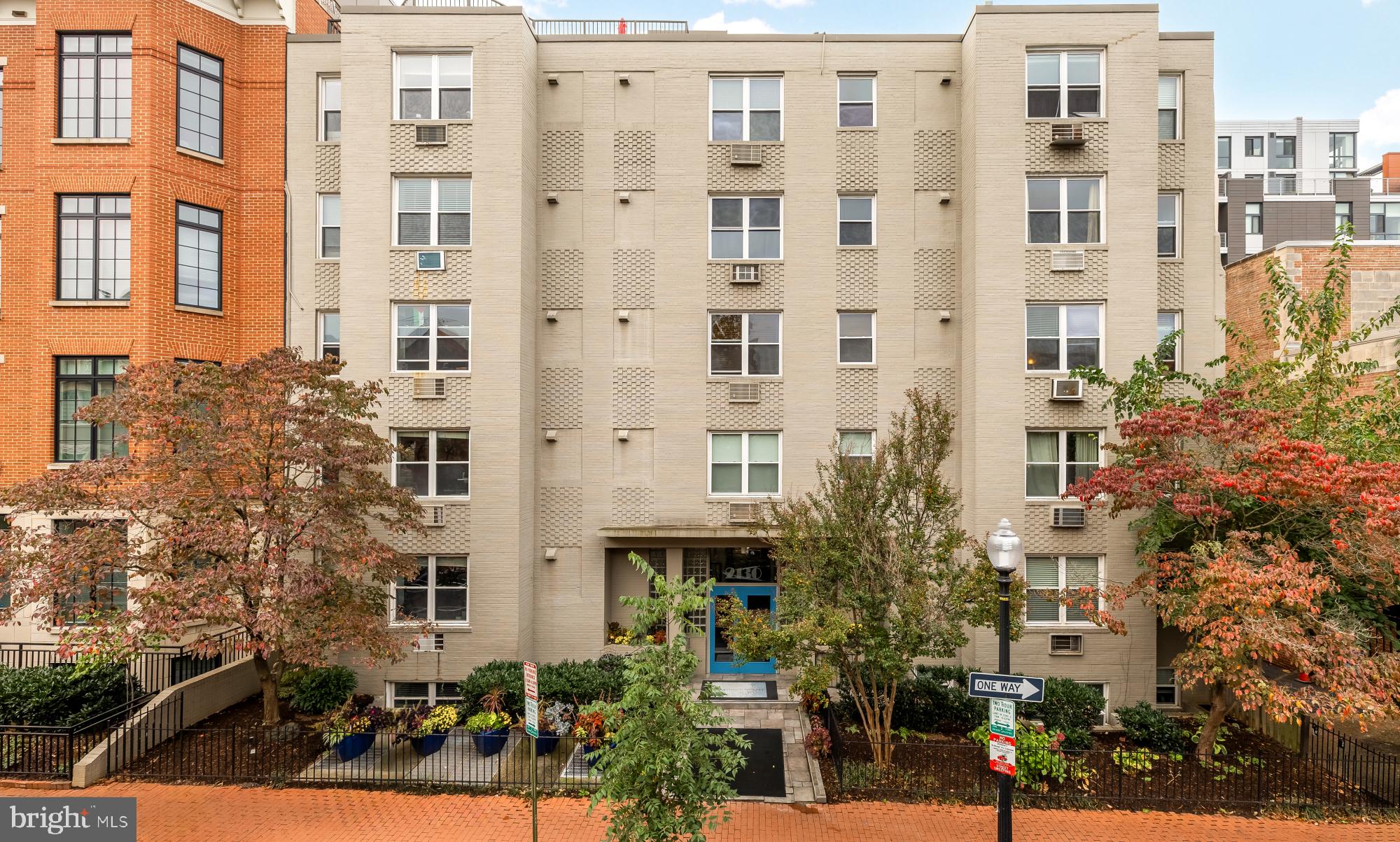 2130 N Street Northwest, Unit 407 Washington, DC 20037 - Photo 2 of 31