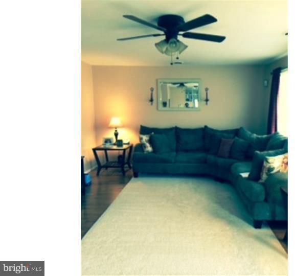 9 Marlyn Road Newark, DE 19713 - Photo 2 of 17