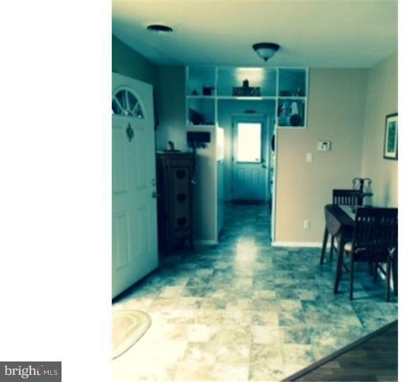 9 Marlyn Road Newark, DE 19713 - Photo 3 of 17