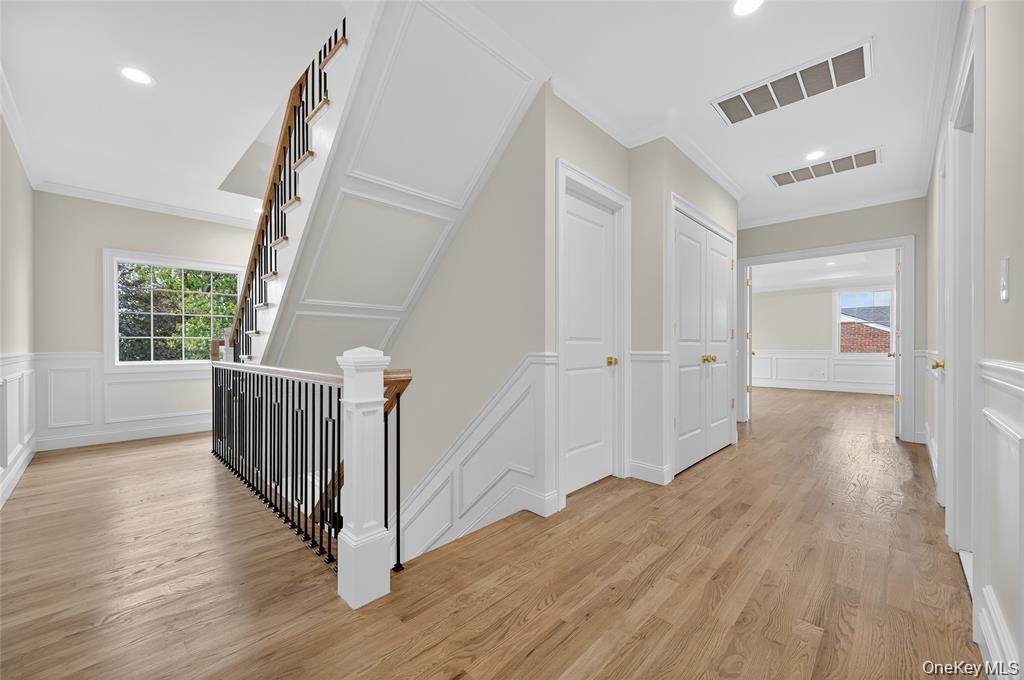 229 Brixton Road Garden City, NY 11530 - Photo 19 of 40