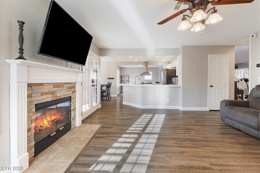 5 Rampart Court Henderson, NV 89074 - Photo 8 of 55