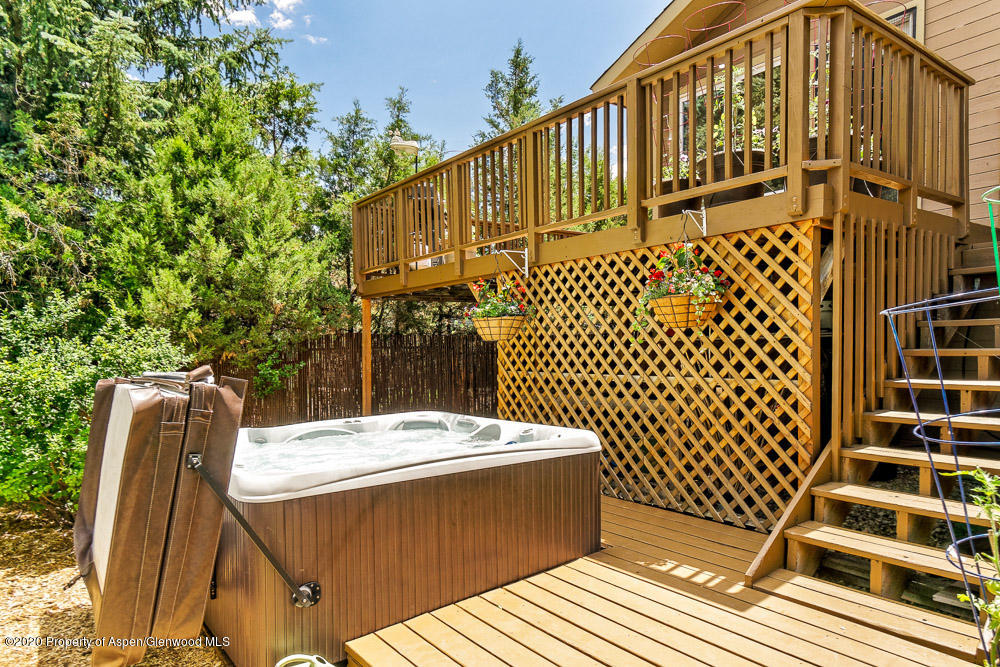 35 Oak Run Road Carbondale, CO 81623 - Photo 8 of 16 Hot Tub