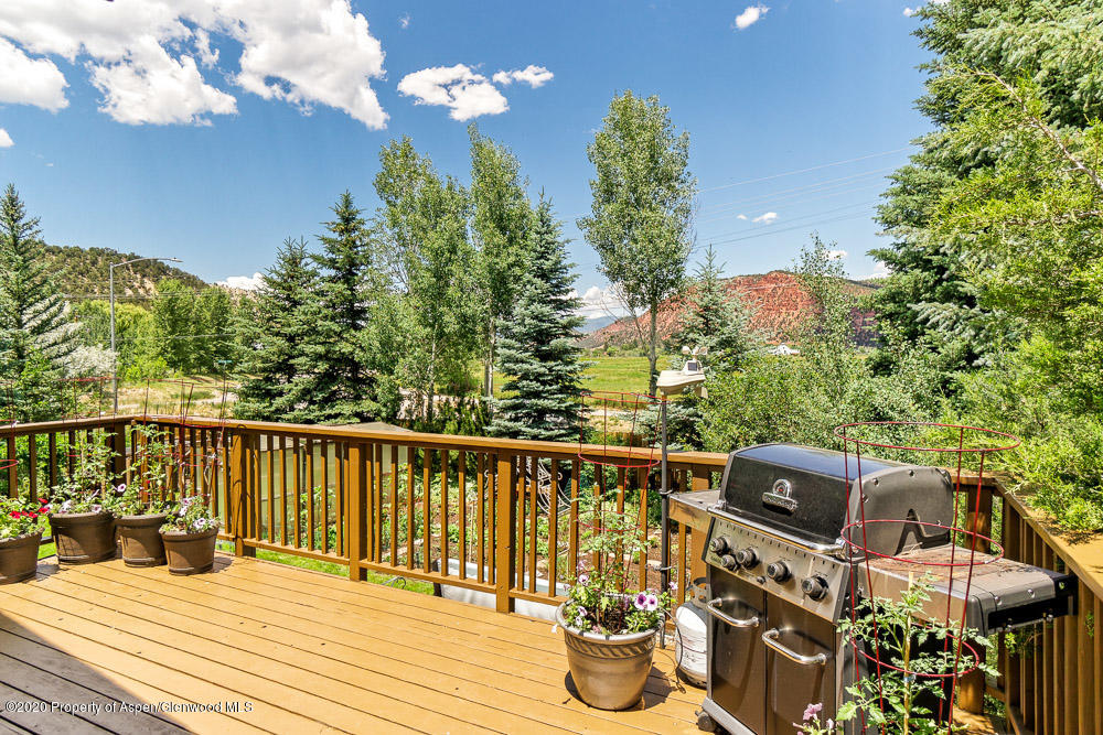 35 Oak Run Road Carbondale, CO 81623 - Photo 9 of 16 Deck