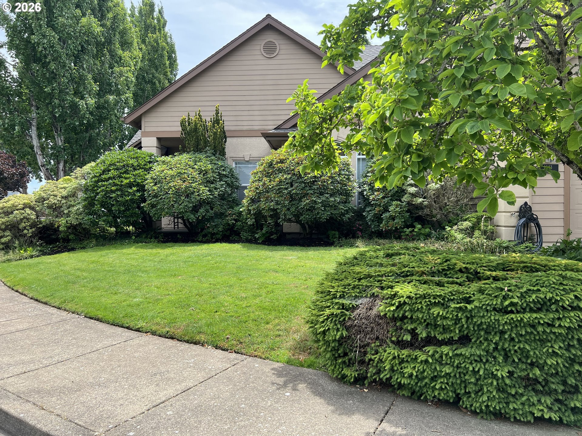 1243 Delrose Drive Springfield, OR 97477 - Photo 3 of 3