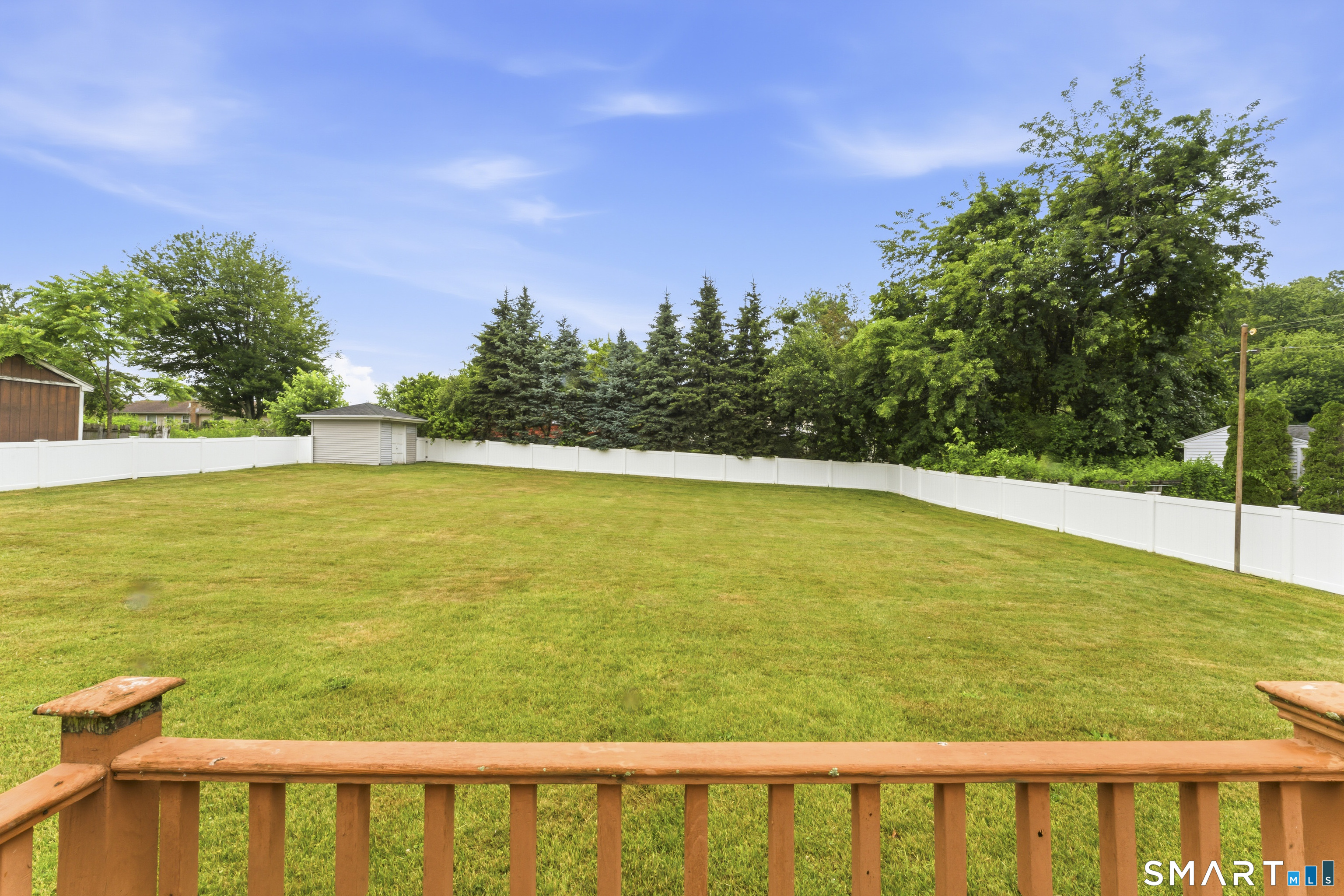 883 Saw Mill Road West Haven, CT 06516 - Photo 34 of 38