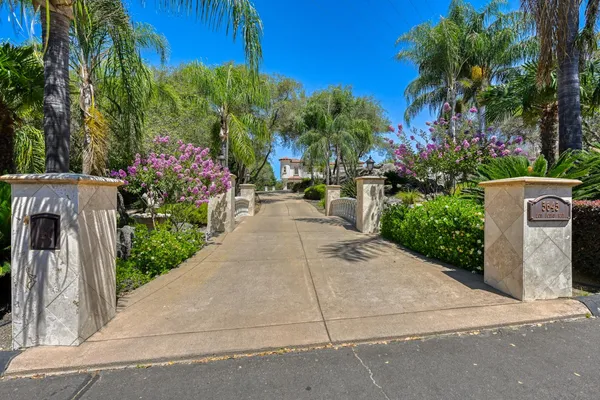 $2,988,000 | 5645 Los Posas Way, Granite Bay, CA 95746