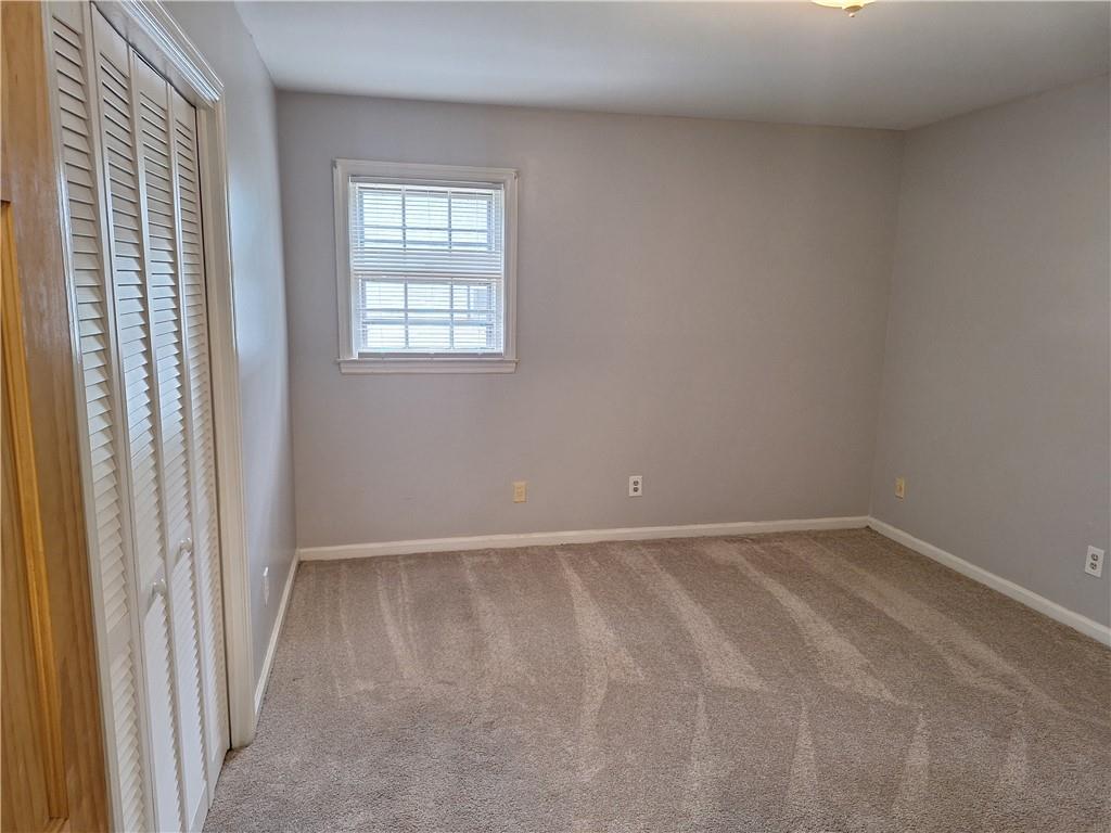 4609 Hopewell Road Atlanta, GA 30337 - Photo 12 of 25