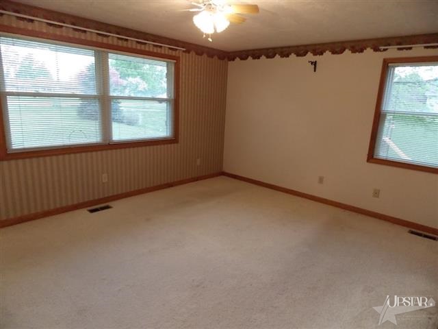 9911 Hosler Road Leo, IN 46765 - Photo 10 of 29