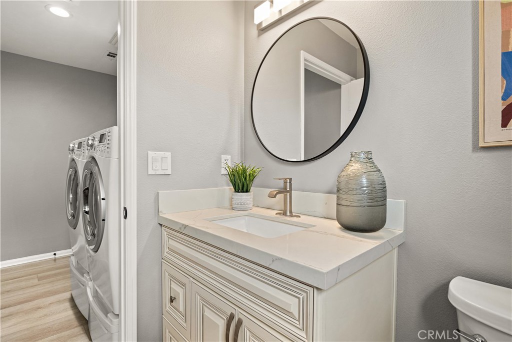 8213 Quartz Avenue Winnetka, CA 91306 - Photo 10 of 34