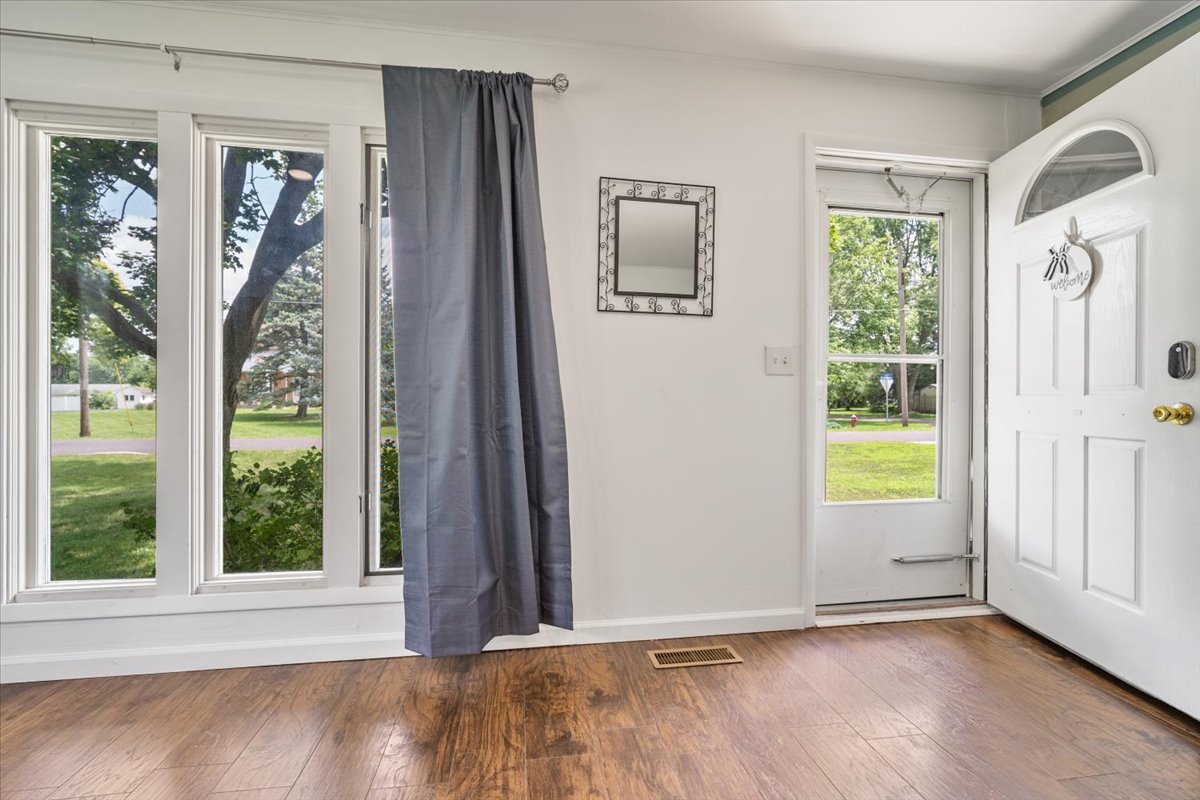 396 North Sherman Street El Paso, IL 61738 - Photo 4 of 29 a view of an entryway with wooden floor