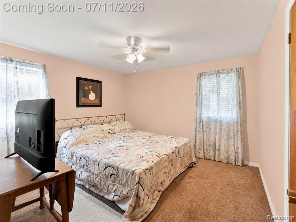 27679 Spring Arbor Drive Southfield, MI 48076 - Photo 19 of 31