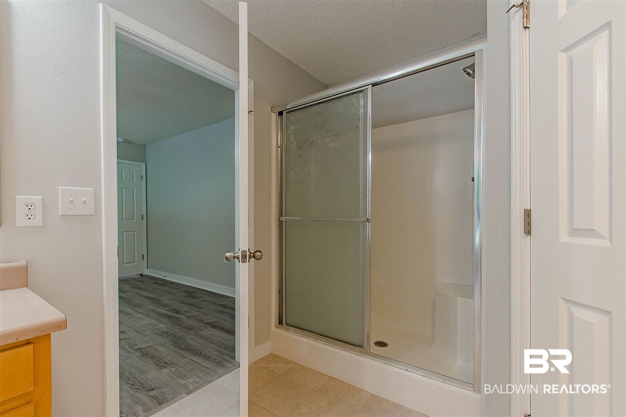 20940 Langford Road Fairhope, AL 36532 - Photo 26 of 43 Master Shower