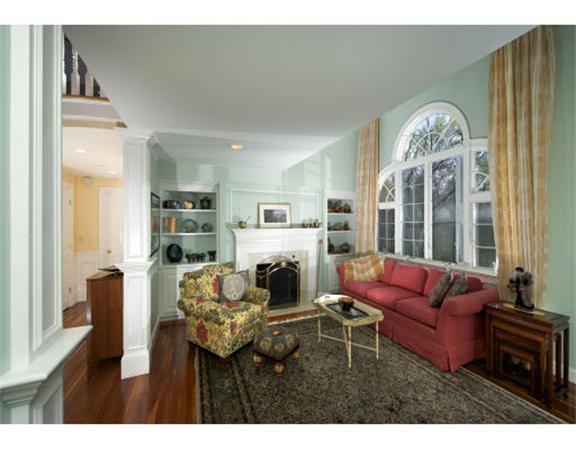 72 Byron Road Weston, MA 02493 - Photo 4 of 15