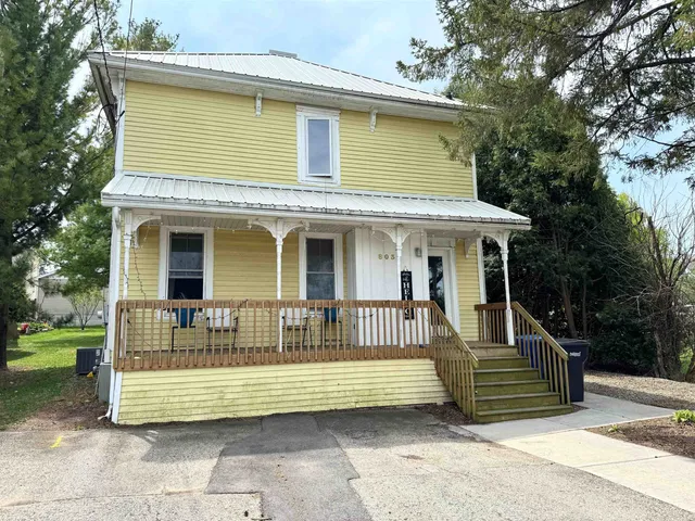 $315,000 | 803 Alaska Street, Mount Horeb, WI 53572
