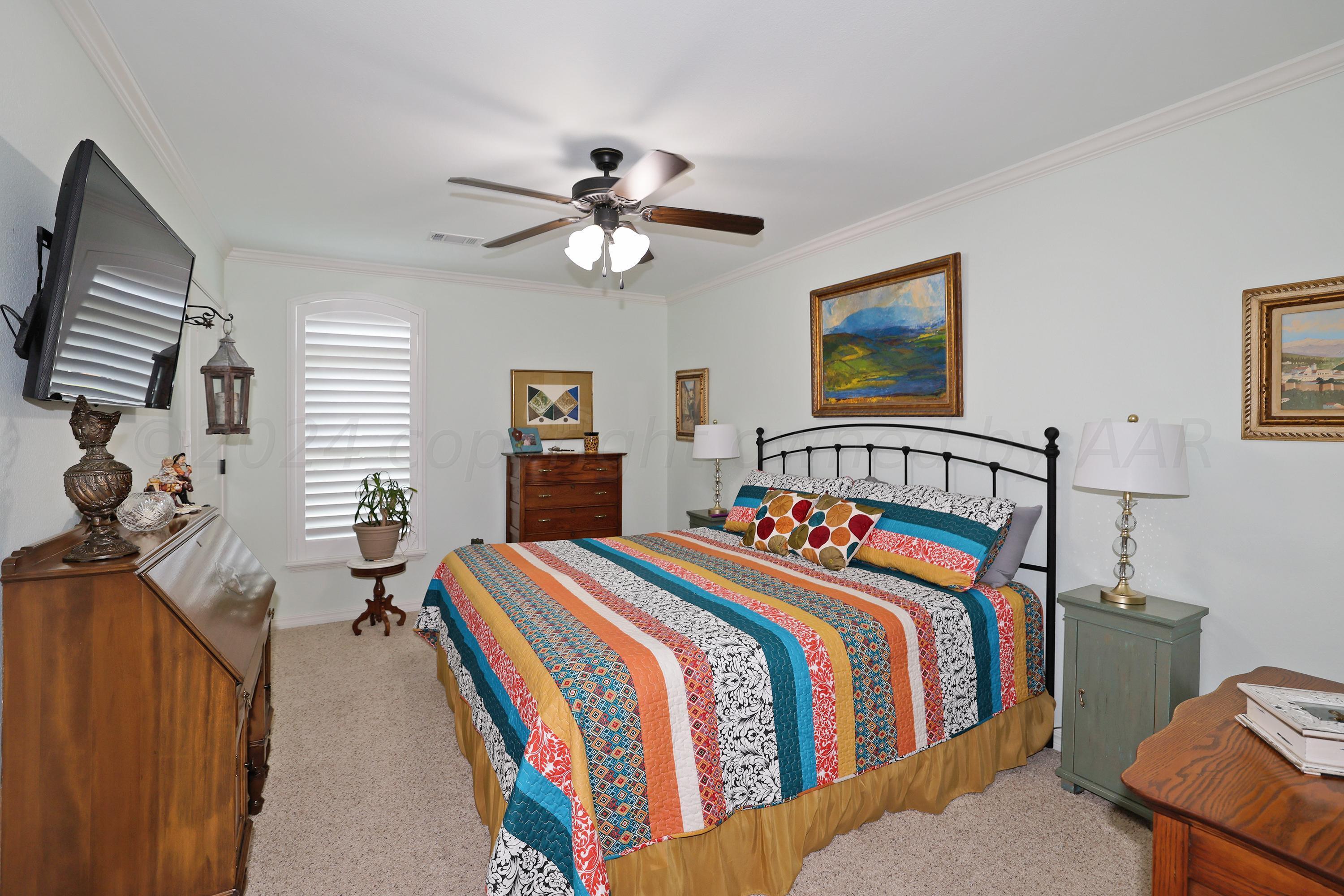 6807 Mosley Street Amarillo, TX 79119 - Photo 18 of 27 18-2nd Bedroom