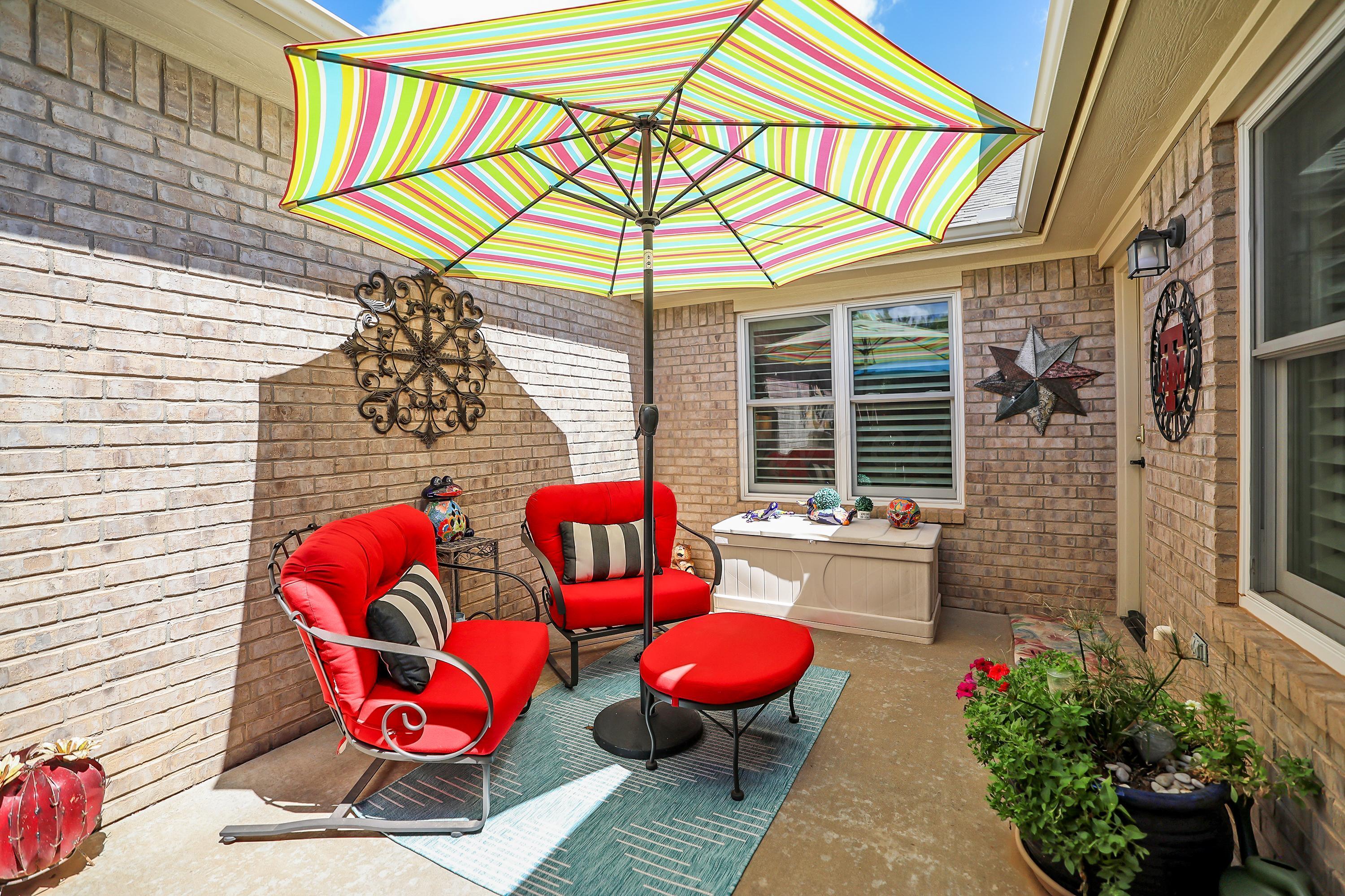 6807 Mosley Street Amarillo, TX 79119 - Photo 27 of 27 27-Patio