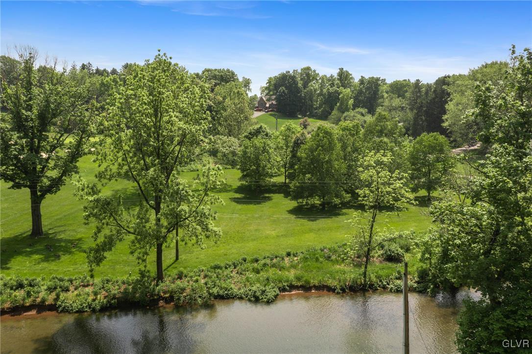 2545 Riverbend Road Allentown, PA 18103 - Photo 10 of 26 Gallery Image 10