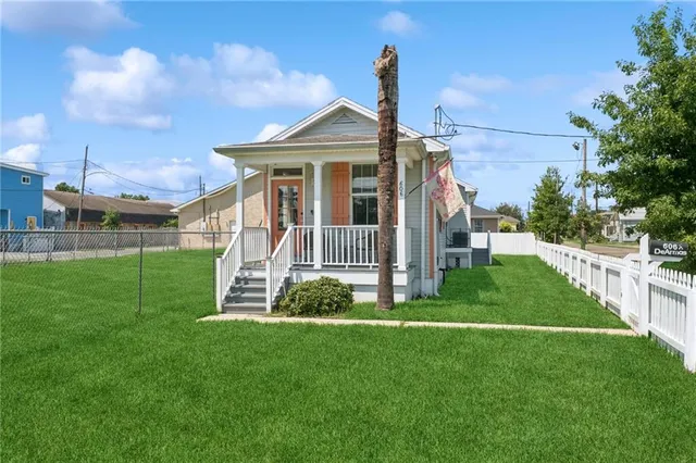 $2,350 | 606 De Armas Street, New Orleans, LA 70114