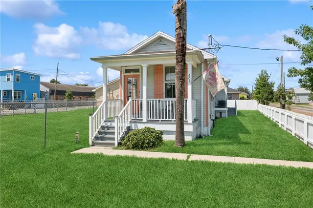 $2,350 | 606 De Armas Street, New Orleans, LA 70114