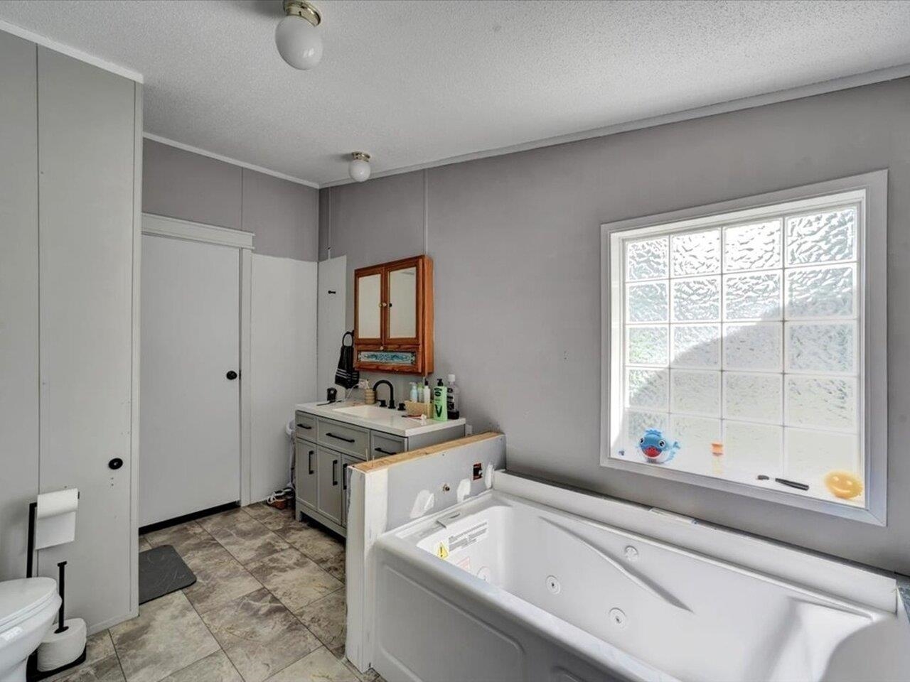 8 Middle Road Swanton, VT 05488 - Photo 20 of 36 Gallery Image 20