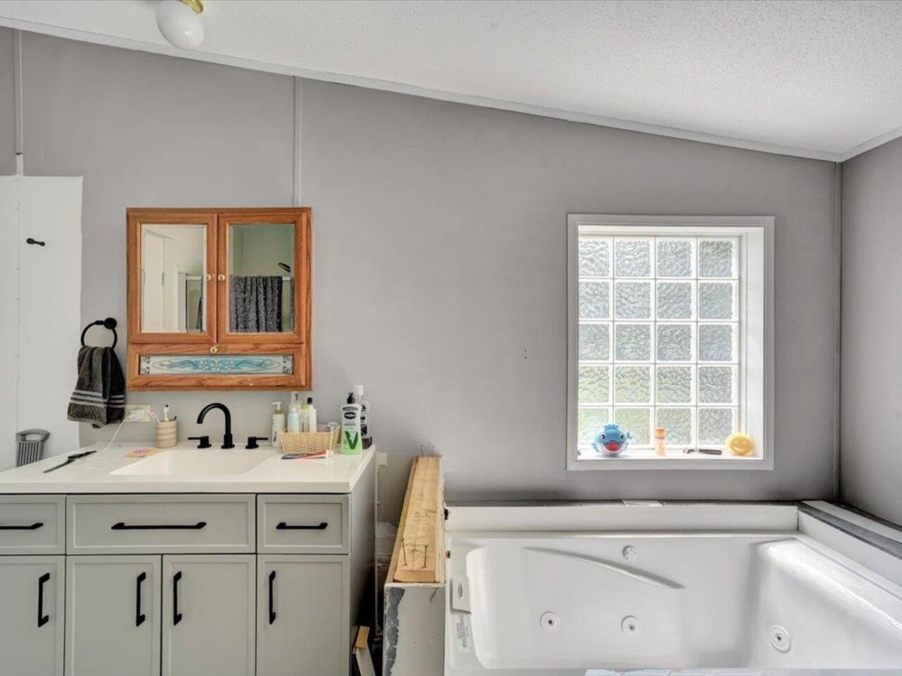8 Middle Road Swanton, VT 05488 - Photo 23 of 36 Gallery Image 23