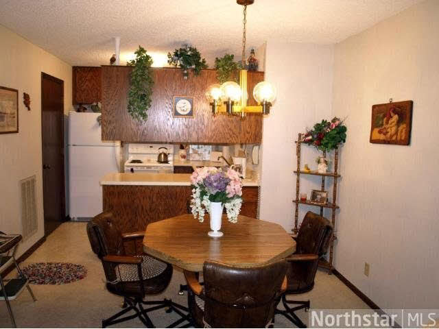 766 County Rd F West, Unit G Shoreview, MN 55126 - Photo 5 of 18 Gallery Image 5
