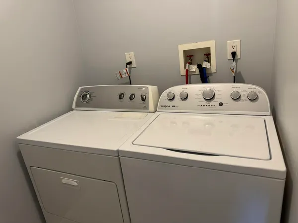 a car parked in front of a building