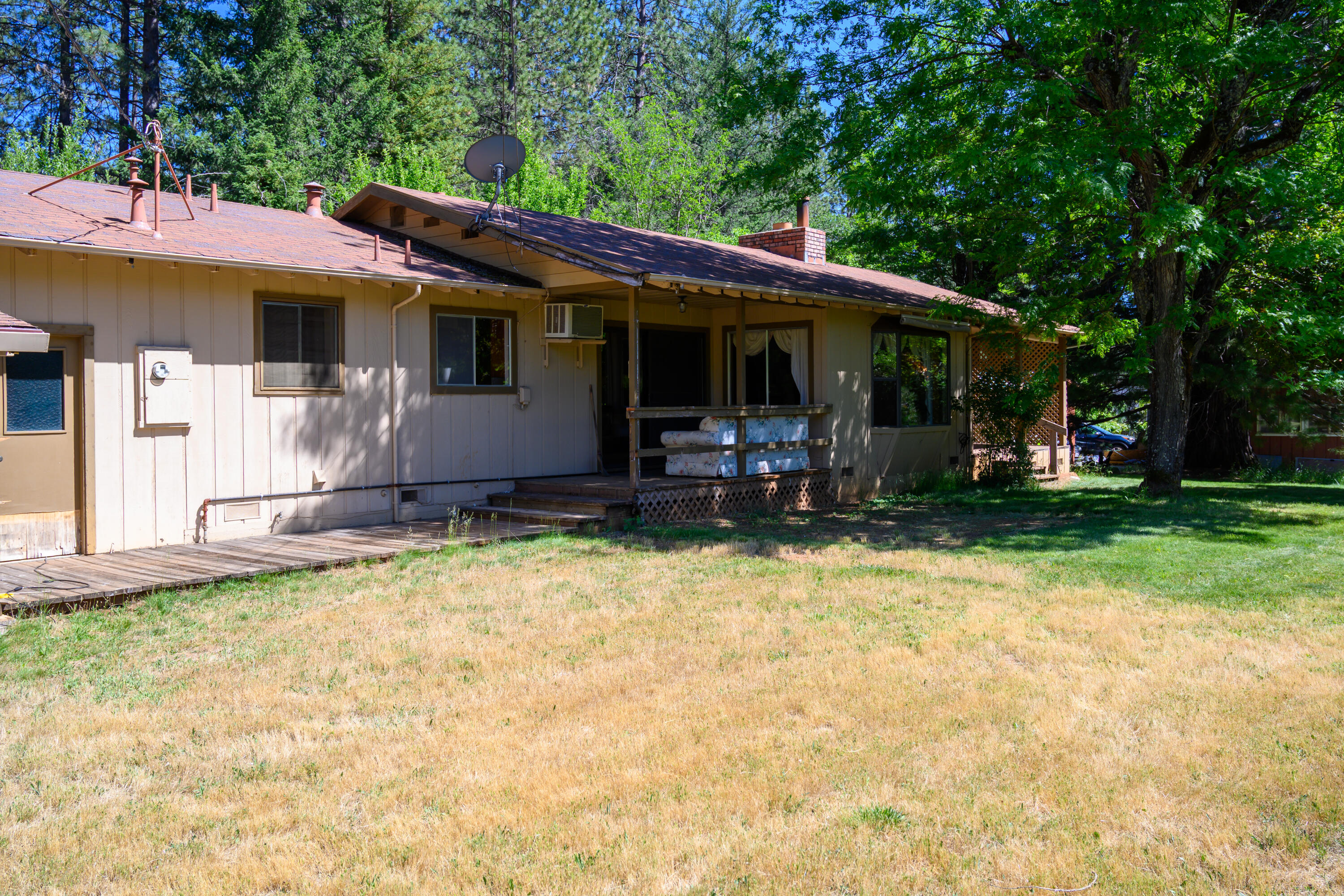 181 Meadow Road Weaverville, CA 96093 - Photo 28 of 38 rear exterior