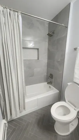 $1,200 | 1312 Melrose Avenue, Unit 111, Waukegan, IL 60085