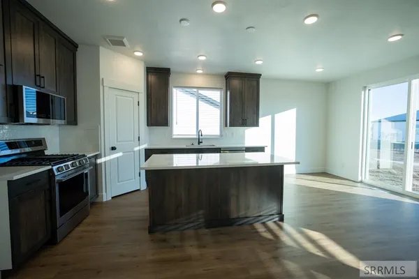 $489,900 | 146 North Hailey Crk Avenue, Rigby, ID 83442