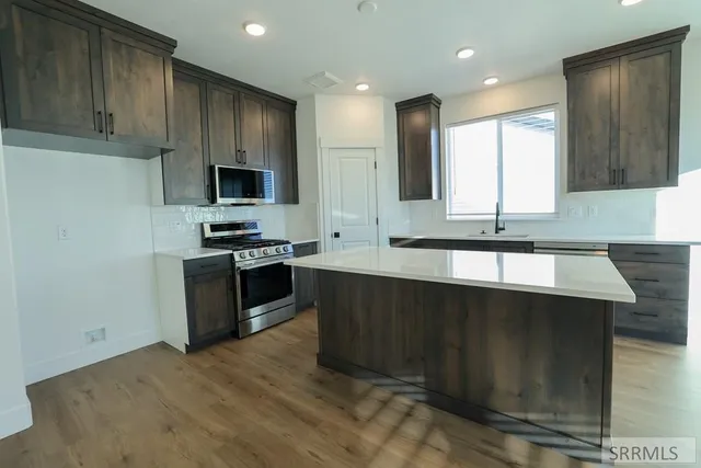 $489,900 | 146 North Hailey Crk Avenue, Rigby, ID 83442