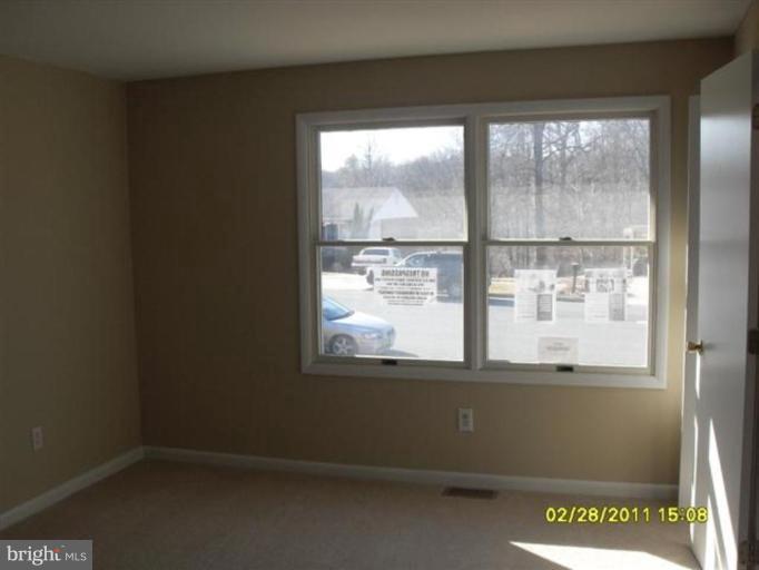 9503 Gunview Road Nottingham, MD 21236 - Photo 4 of 23 Bedroom #2