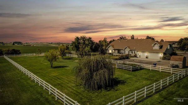 $790,000 | 3703 East 3793 North, Kimberly, ID 83341