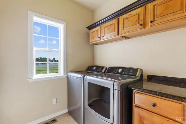 $790,000 | 3703 East 3793 North, Kimberly, ID 83341