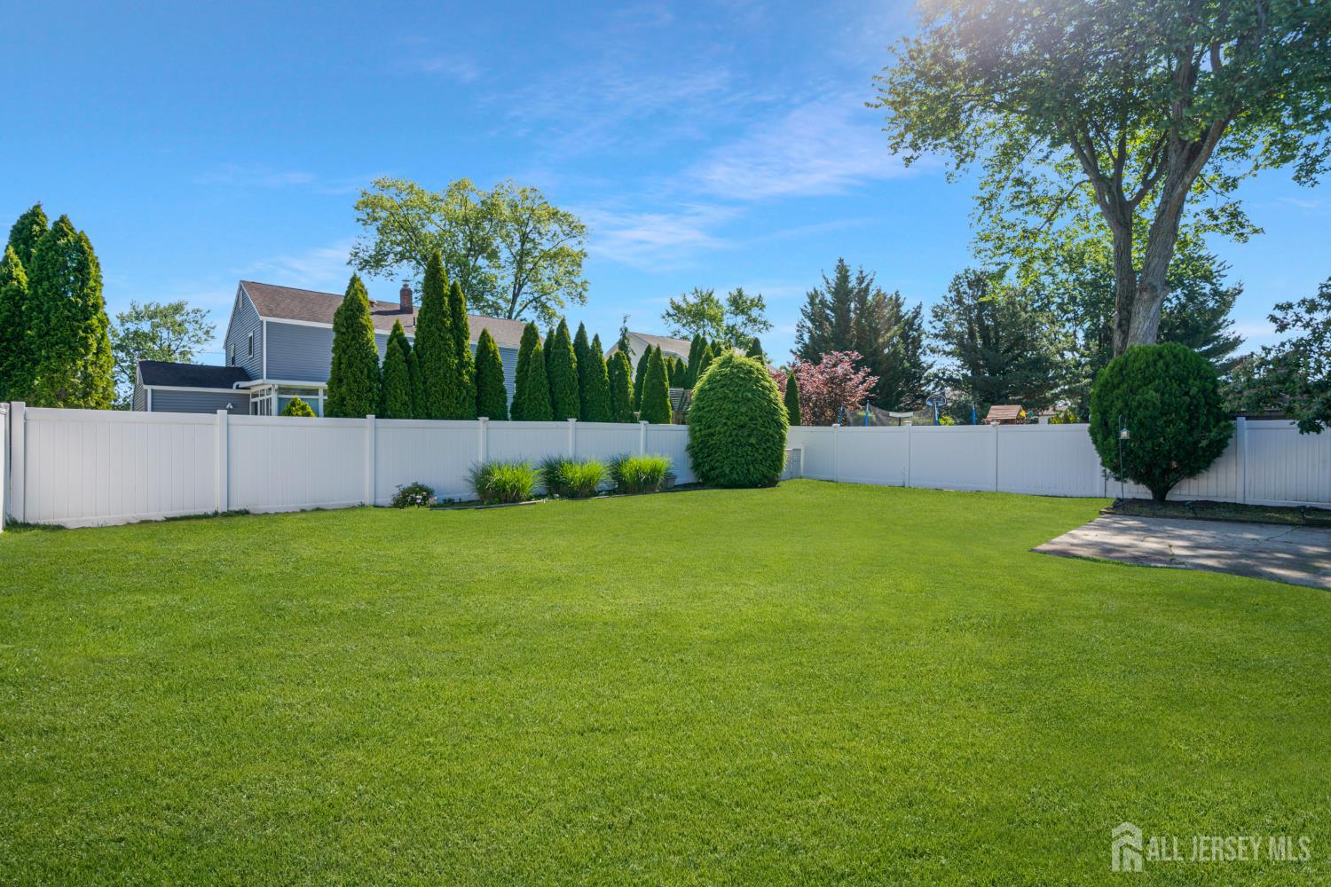 420 Decatur Avenue Middlesex, NJ 08846 - Photo 24 of 26