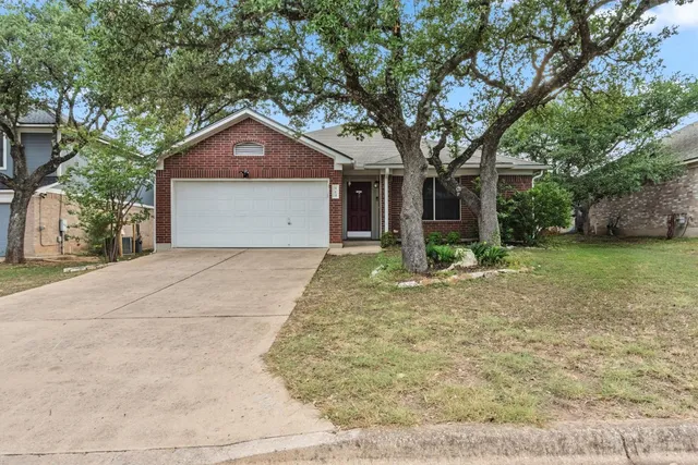 $329,999 | 913 Tanglewood Drive, Leander, TX 78641