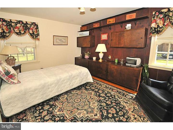 1453 Tallyho Road Jenkintown, PA 19046 - Photo 22 of 25 Bedroom 3
