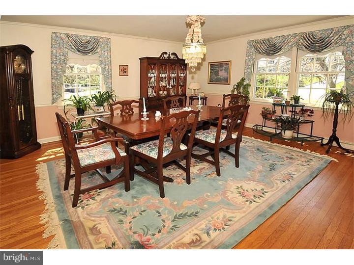 1453 Tallyho Road Jenkintown, PA 19046 - Photo 5 of 25 Dining Room