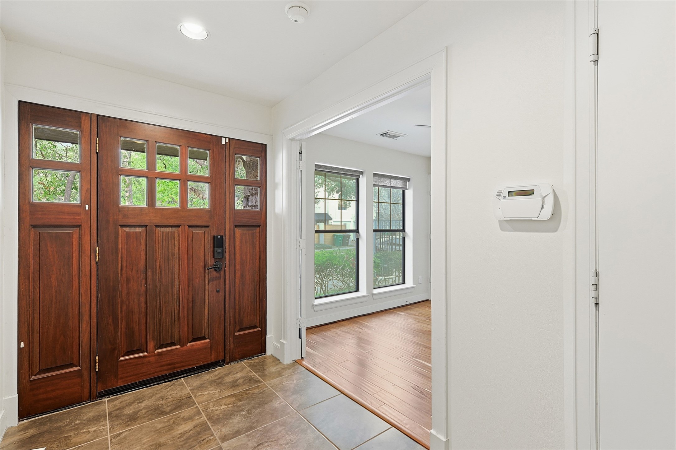 1719 Welch Street, Unit A Houston, TX 77006 - Photo 23 of 27