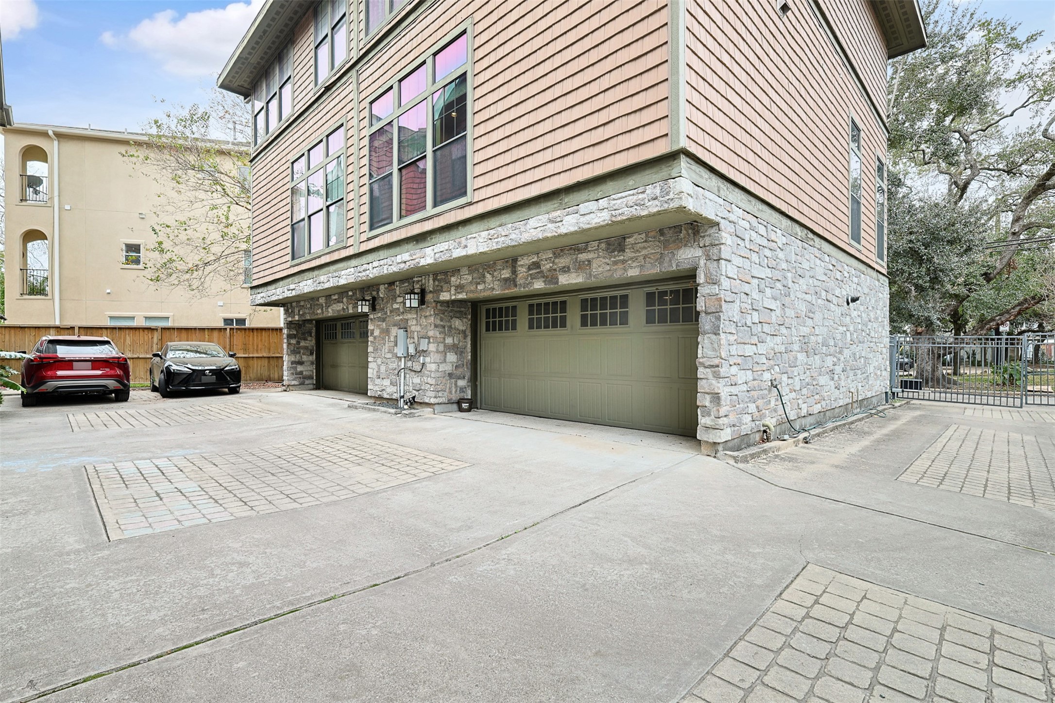 1719 Welch Street, Unit A Houston, TX 77006 - Photo 26 of 27