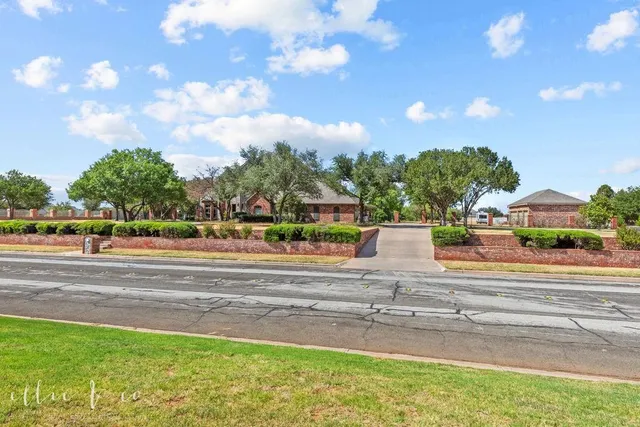 $995,000 | 5602 Wagon Wheel Avenue, Abilene, TX 79606