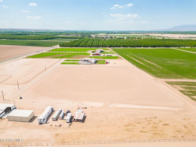 a view of an swimming pool and a yard