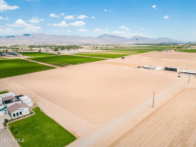 a view of an ocean and a building